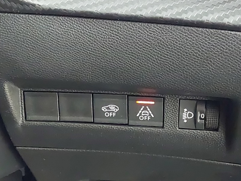 Used Peugeot 2008 2023 for sale - 76160611: Photo 18