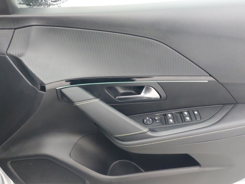 Used Peugeot 208 2025 for sale - 77024392: Photo 16