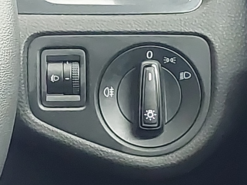 Used Volkswagen Golf 2017 for sale - 77150417: Photo 11