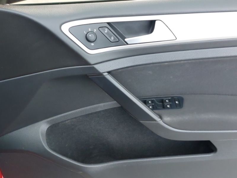 Used Volkswagen Golf 2017 for sale - 77150417: Photo 15