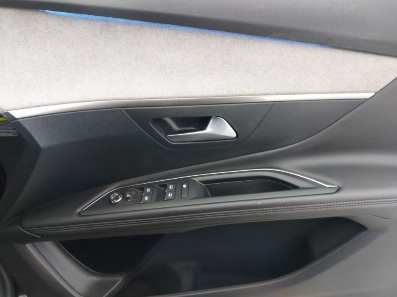 Used Peugeot 3008 2023 for sale - 77751733: Photo 16