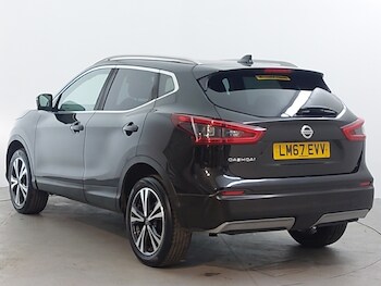 Used Nissan Qashqai 2017 for sale - 77800031: Photo