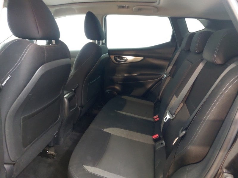 Used Nissan Qashqai 2017 for sale - 77800031: Photo 6