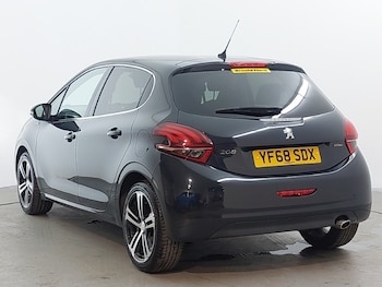 Used Peugeot 208 2018 for sale - 78355361: Photo