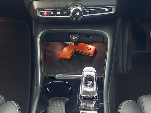 Used Volvo XC40 2022 for sale - 75691242: Photo 11