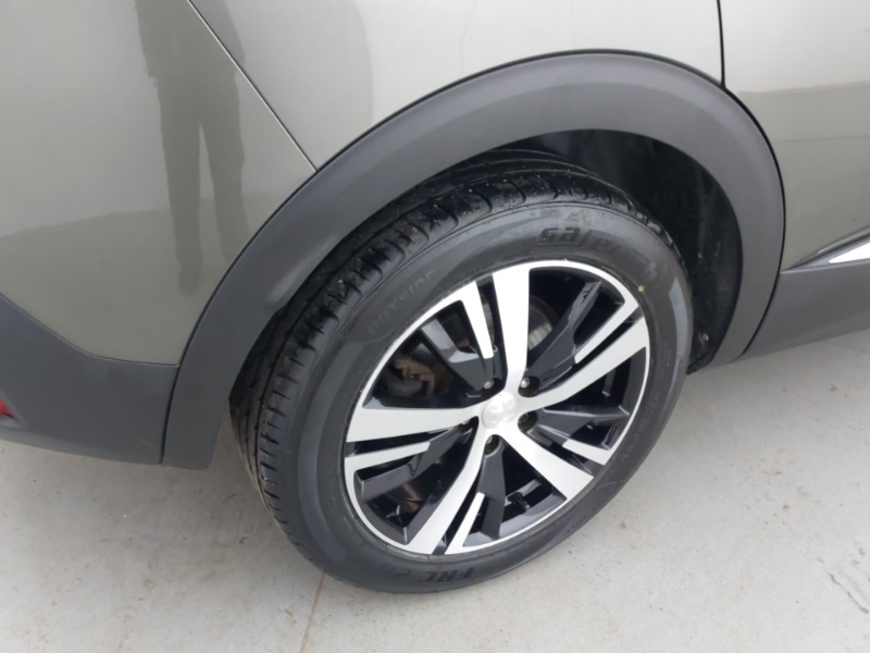 Used Peugeot 3008 2020 for sale - 77782660: Photo 13