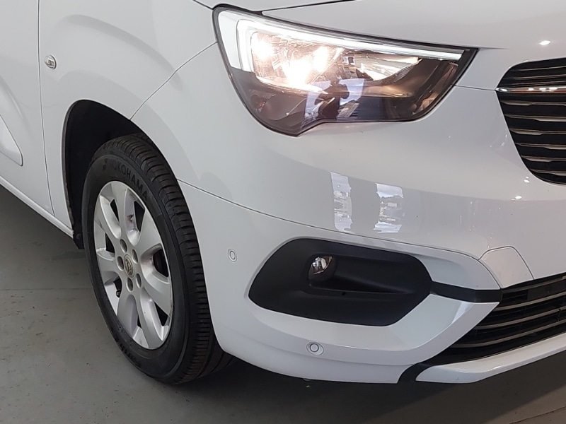 Used Vauxhall Combo Life 2022 for sale - 76358943: Photo 9