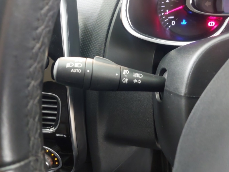 Used Renault Clio 2017 for sale - 77062663: Photo 17