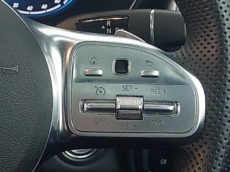 Used Mercedes-Benz GLC 2022 for sale - 77776753: Photo 11