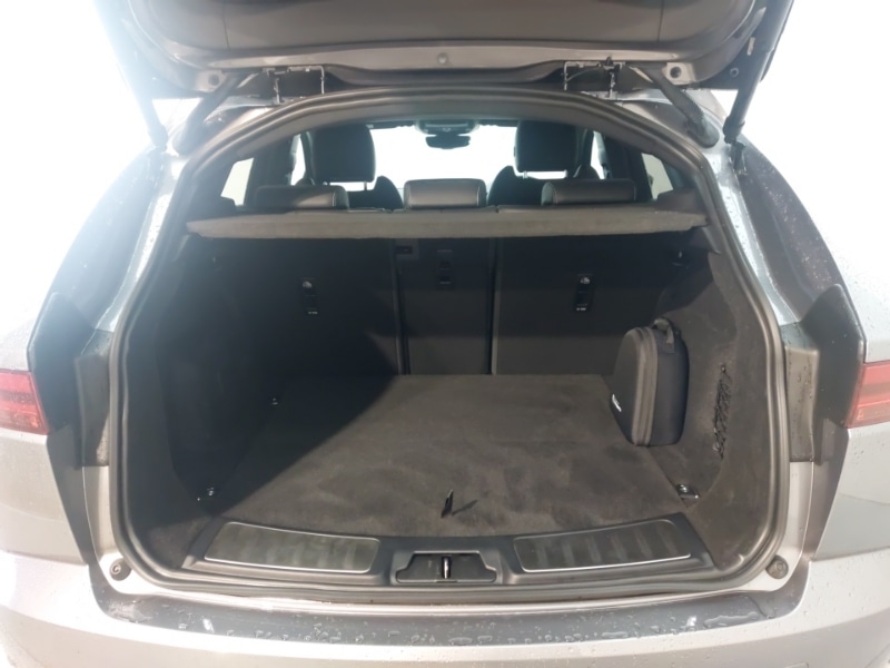 Used Jaguar E-Pace 2023 for sale - 76885479: Photo 8