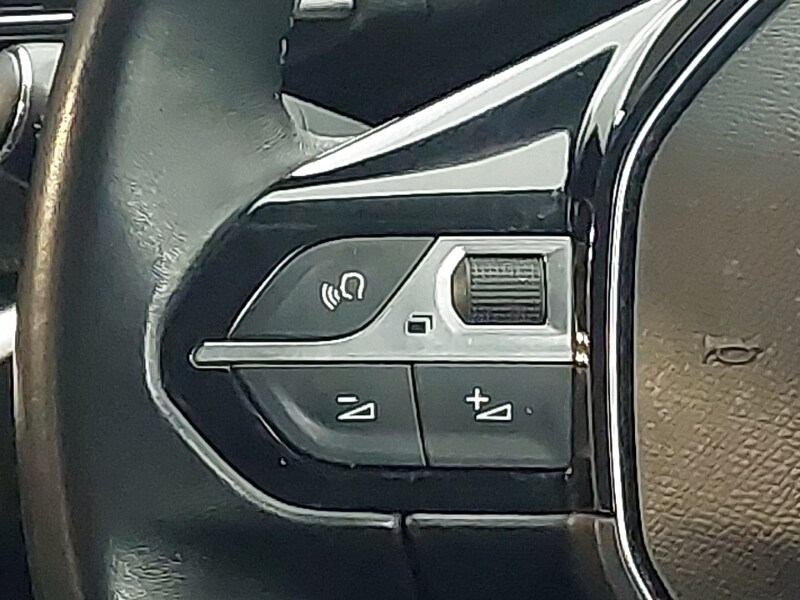 Used Peugeot 3008 2020 for sale - 77716703: Photo 10