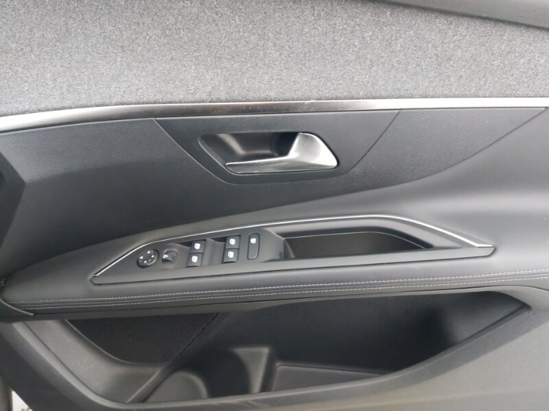 Used Peugeot 3008 2020 for sale - 77716703: Photo 16