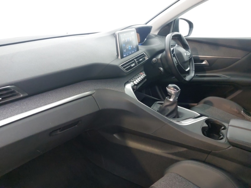 Used Peugeot 3008 2020 for sale - 77716703: Photo 5
