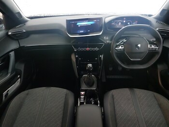 Used Peugeot 2008 2024 for sale - 77846947: Photo