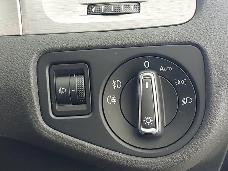 Used Volkswagen Golf 2015 for sale - 77709238: Photo 17