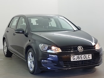 Used Volkswagen Golf 2015 for sale - 77709238: Photo