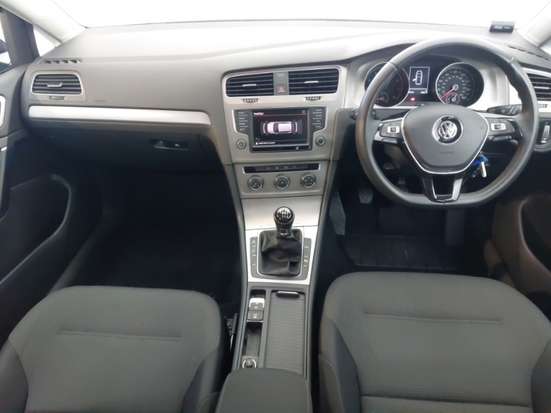 Used Volkswagen Golf 2015 for sale - 77709238: Photo 2