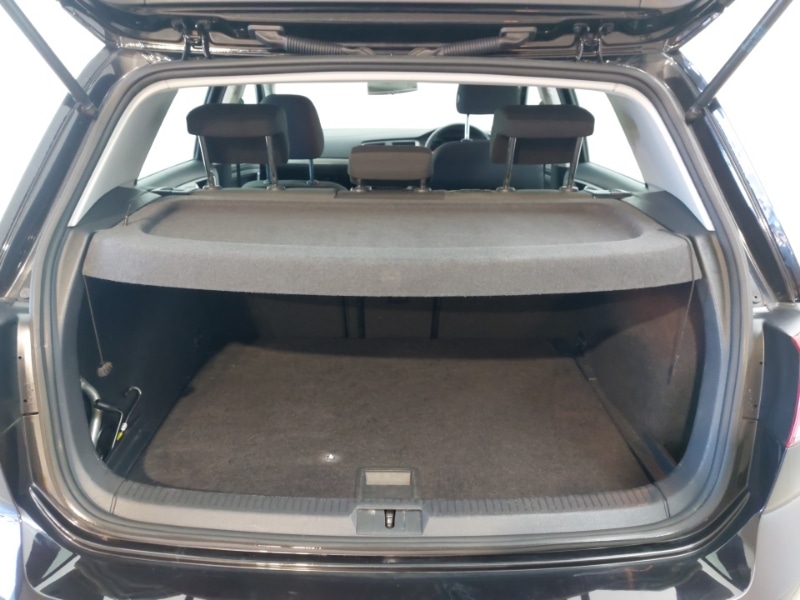 Used Volkswagen Golf 2015 for sale - 77709238: Photo 8