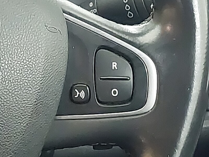 Used Renault Clio 2018 for sale - 77716687: Photo 11