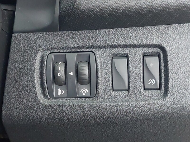 Used Renault Clio 2018 for sale - 77716687: Photo 17