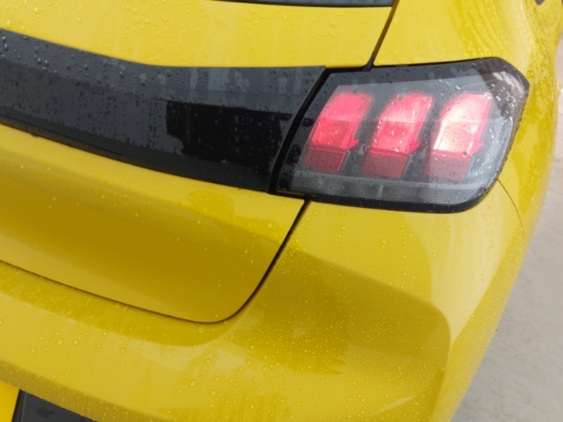 Used Peugeot 208 2022 for sale - 76959372: Photo 14