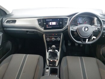 Used Volkswagen T-Roc 2020 for sale - 78071193: Photo