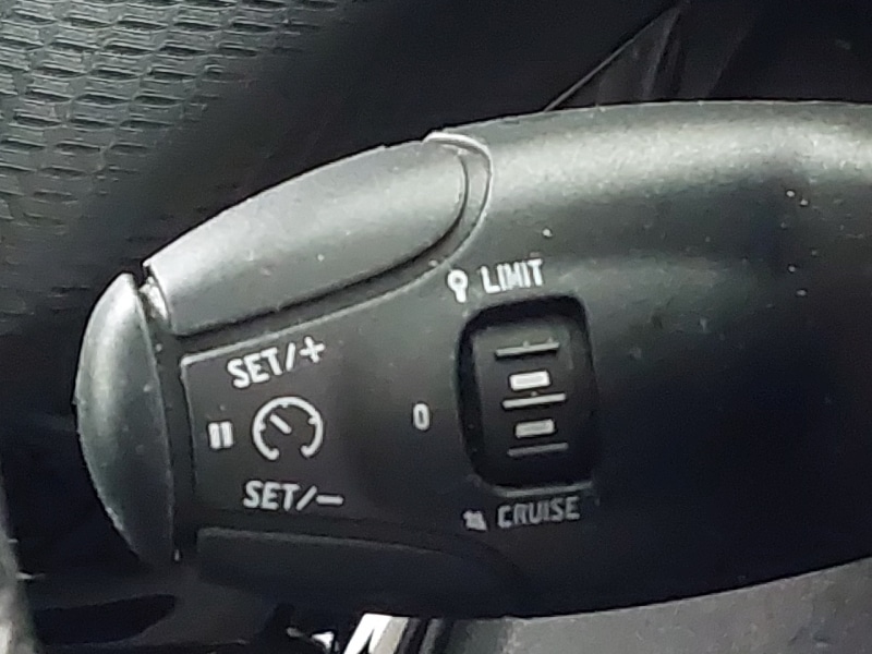 Used Peugeot 208 2019 for sale - 77503469: Photo 18