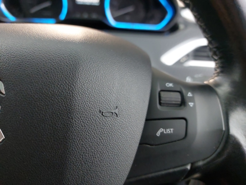 Used Peugeot 2008 2019 for sale - 77197697: Photo 15