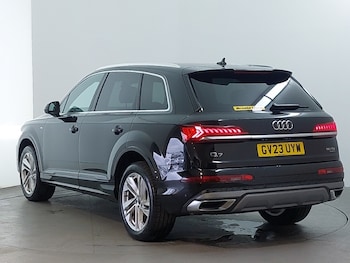 Used Audi Q7 2023 for sale - 78766398: Photo