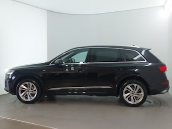 Used Audi Q7 2023 for sale - 78766398: Photo
