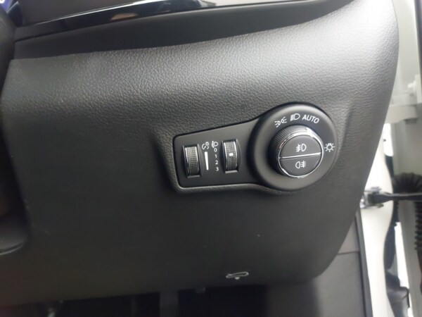 Used Jeep Compass 2025 for sale - 75562279: Photo 12