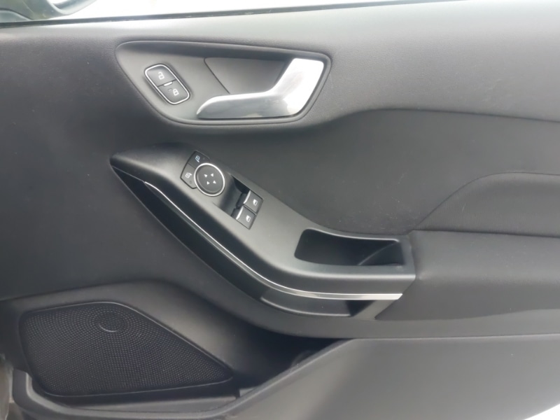 Used Ford Fiesta 2018 for sale - 76427561: Photo 16