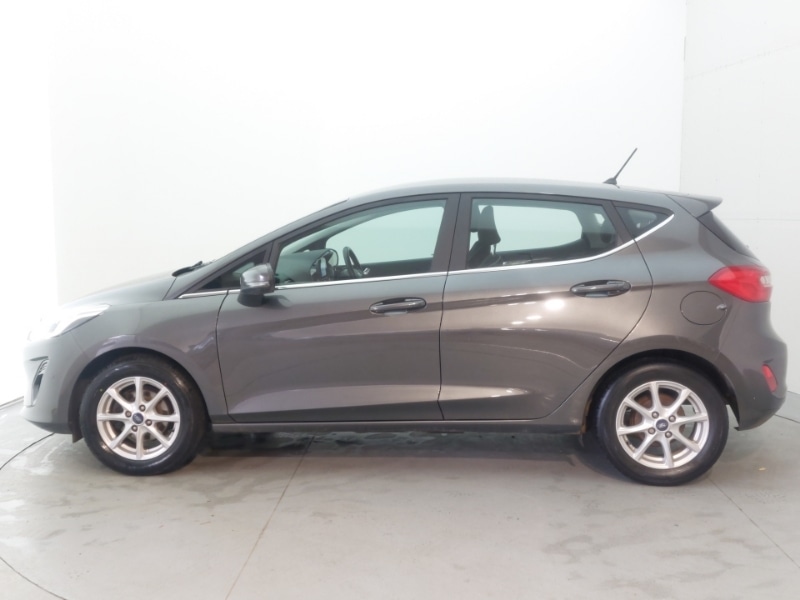 Used Ford Fiesta 2018 for sale - 76427561: Photo 4