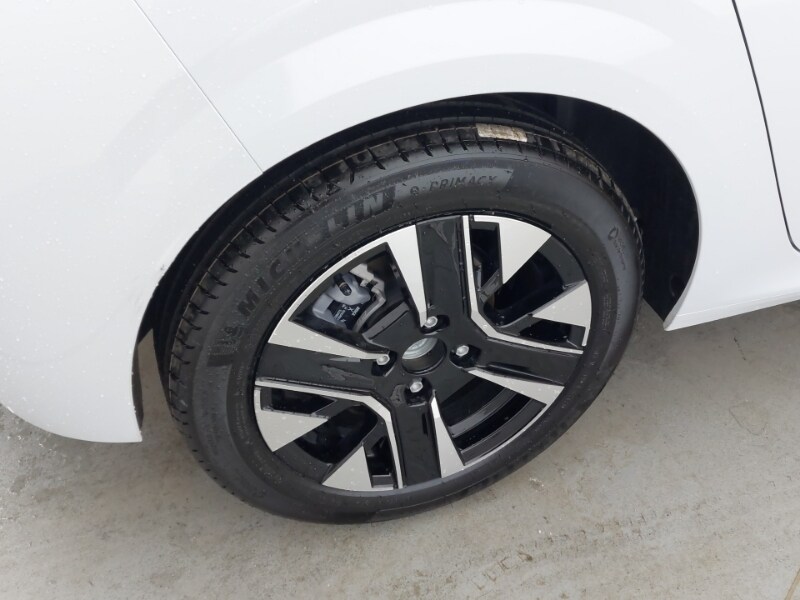 Used Peugeot 208 2025 for sale - 77652383: Photo 13