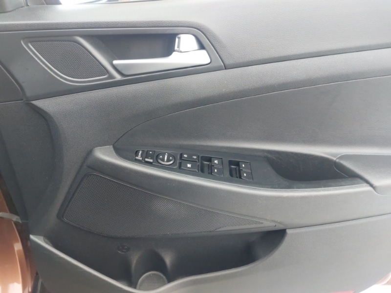 Used Hyundai TUCSON 2017 for sale - 76864582: Photo 16