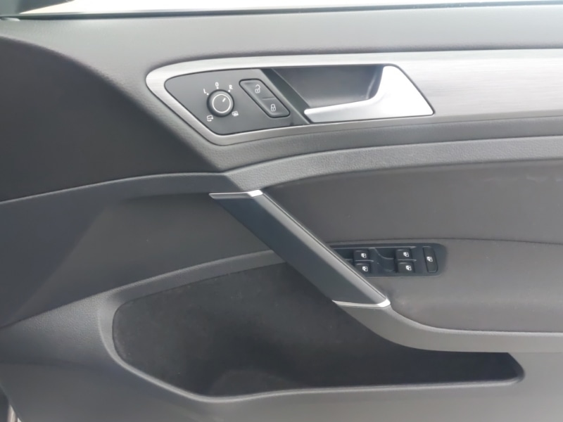 Used Volkswagen Golf 2021 for sale - 77689705: Photo 16