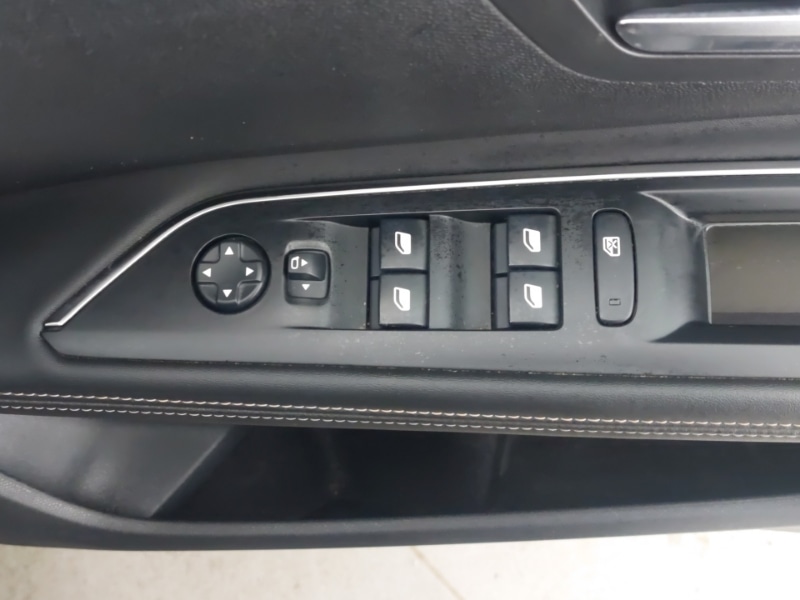 Used Peugeot 5008 2023 for sale - 77062653: Photo 12