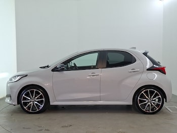 Used Toyota Yaris 2023 for sale - 79492853: Photo
