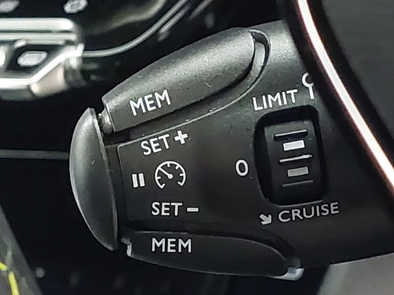 Used Peugeot 208 2022 for sale - 77251842: Photo 17