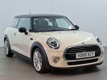 Used MINI Hatch 2018 for sale - 79105858: Photo