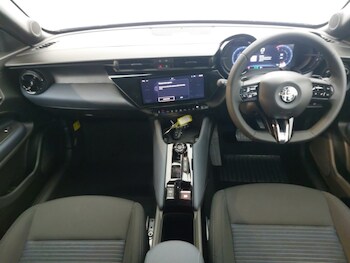 Used Alfa Romeo Junior 2025 for sale - 77509054: Photo