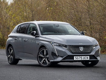 2025 - 1.2 Hybrid 145 GT 5dr e-DSC6