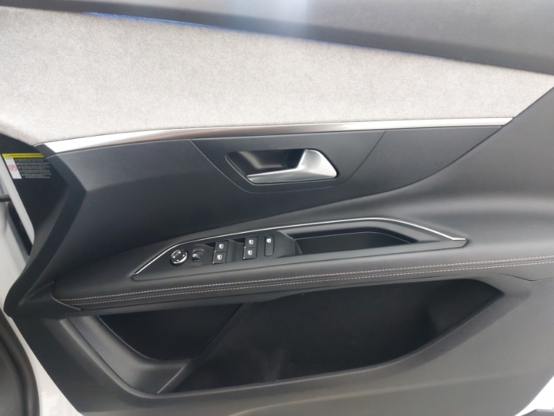 Used Peugeot 3008 2022 for sale - 76749190: Photo 16