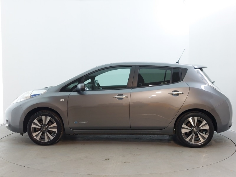 Used Nissan Leaf 2017 for sale - 77343187: Photo 4