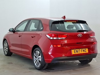 Used Hyundai i30 2017 for sale - 79336234: Photo