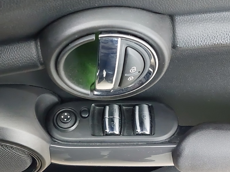 Used MINI Convertible 2020 for sale - 77558912: Photo 13