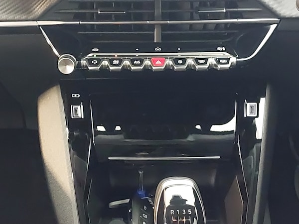 Used Peugeot 208 2025 for sale - 76321613: Photo 11