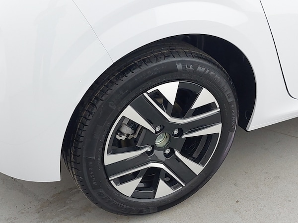 Used Peugeot 208 2025 for sale - 76321613: Photo 13