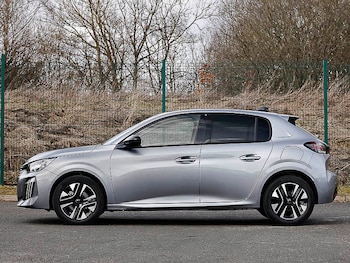 Used Peugeot 208 2025 for sale - 77635887: Photo