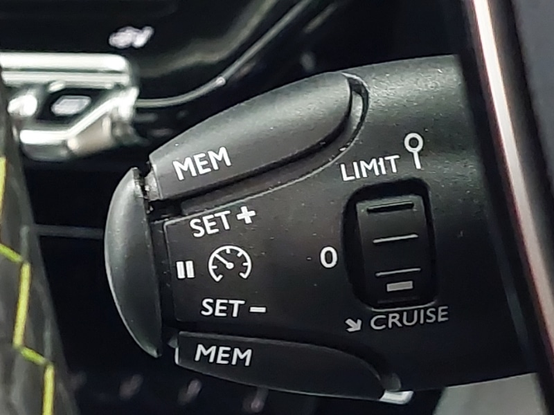 Used Peugeot 2008 2024 for sale - 77410025: Photo 17